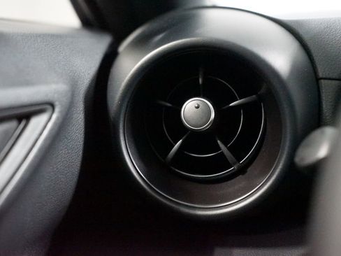 New 2025 Toyota GR86 Premium image 24