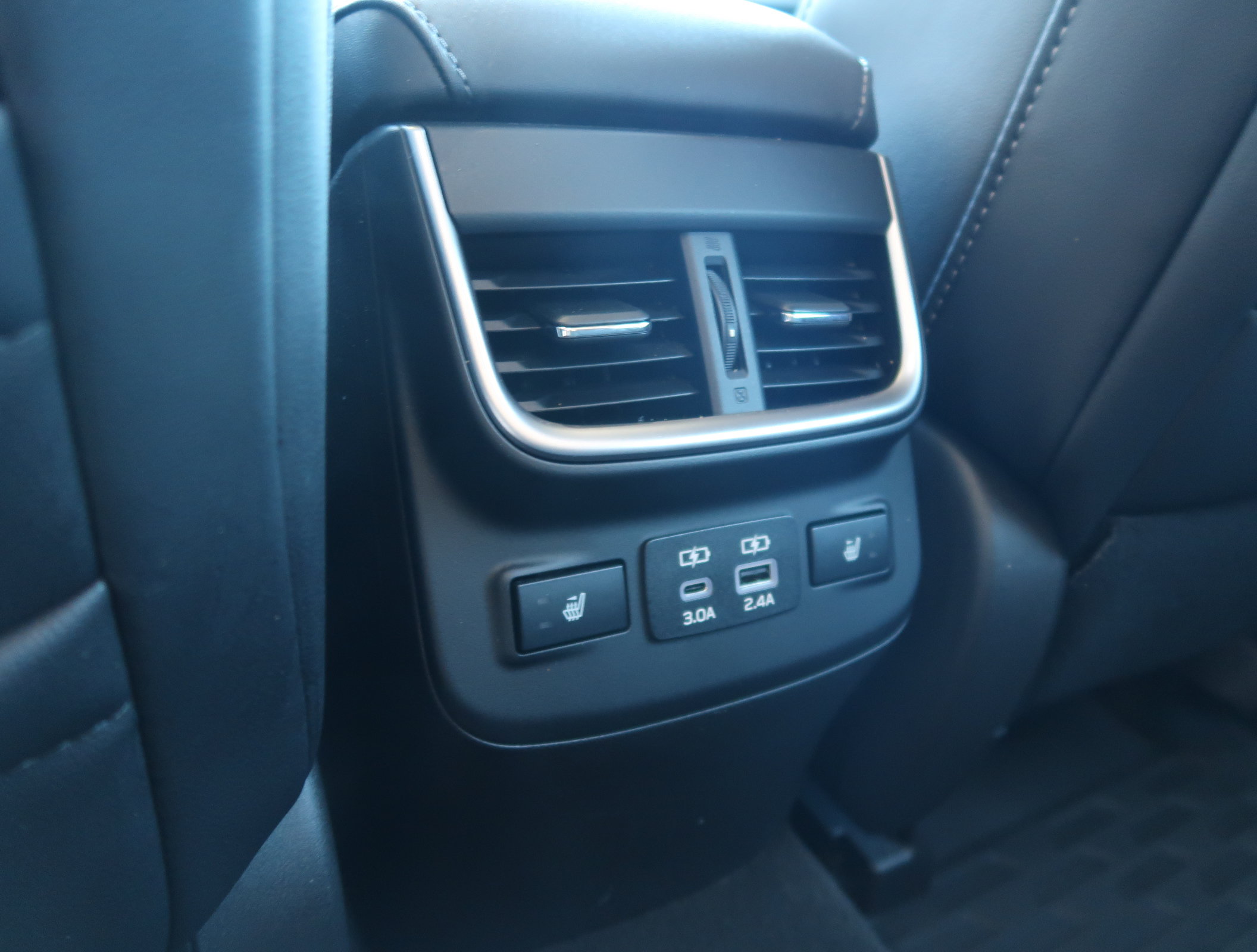 Used 2023 Subaru Outback Limited AWD/4WD image 33