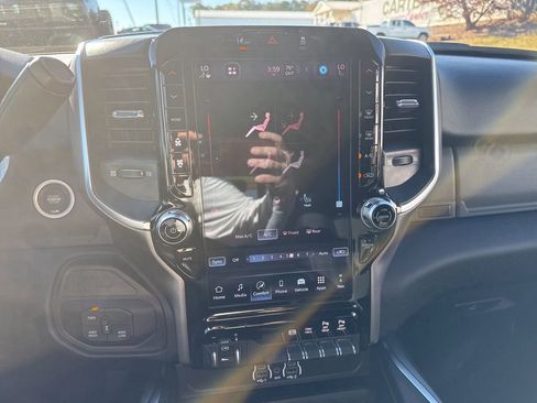 New 2026 RAM 2500 Big Horn AWD/4WD image 29