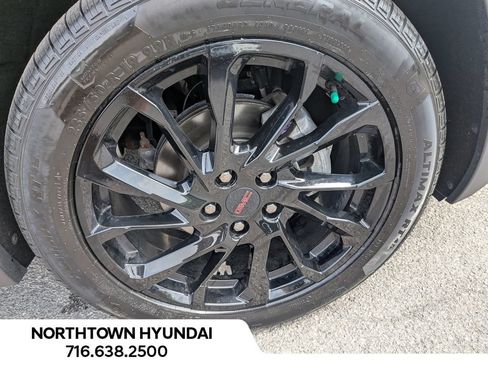 Used 2023 GMC Terrain SLE w/ Driver Convenience Package AWD/4WD image 43