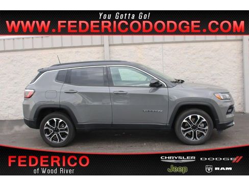 Used 2023 Jeep Compass Limited image 1