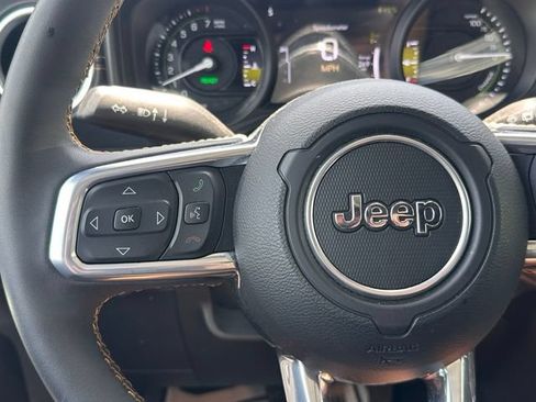 Used 2024 Jeep Wrangler Unlimited Sahara AWD/4WD image 20