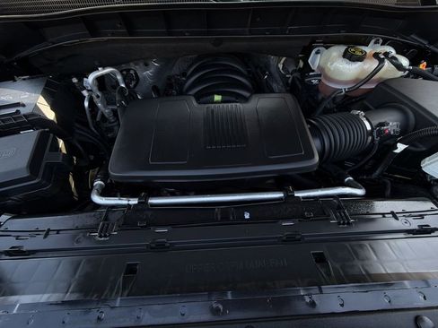 Used 2022 GMC Sierra 1500 SLT w/ SLT Convenience Package image 28