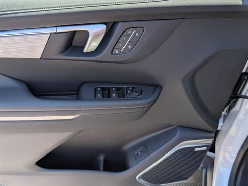 New 2026 Buick Enclave Preferred w/ Power Package FWD image 17