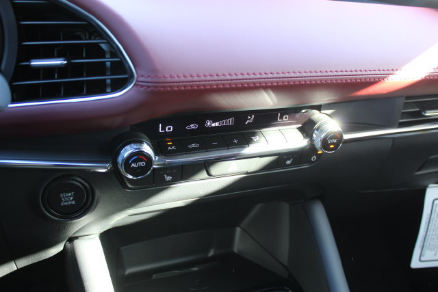 New 2026 MAZDA MAZDA3 2.5 S Hatchback w/ Premium Pkg FWD image 24