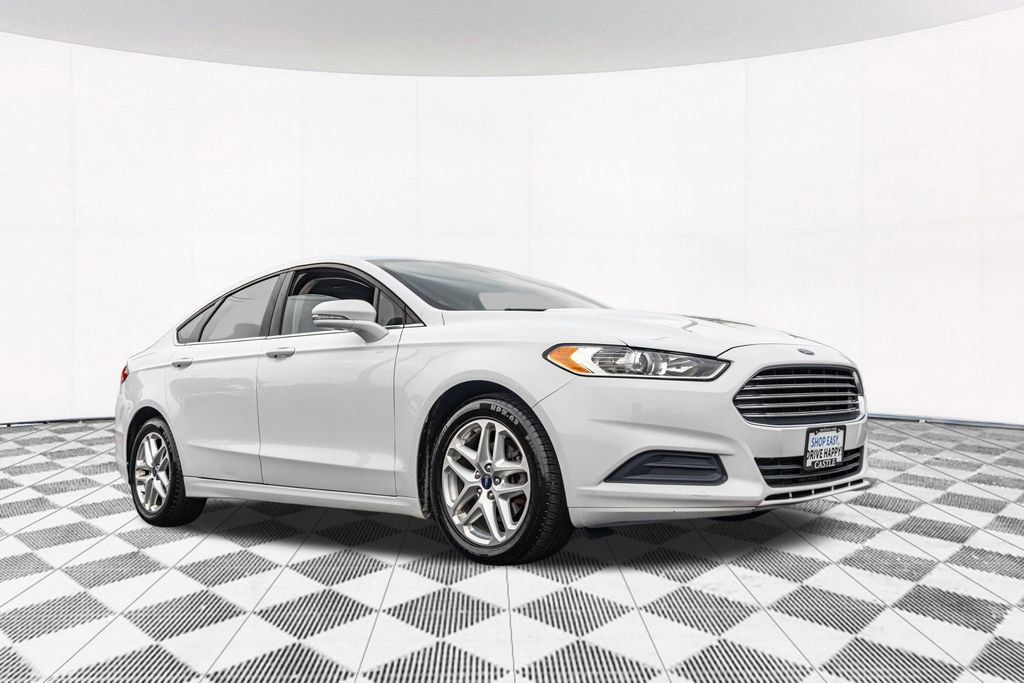 Used 2013 Ford Fusion SE FWD image 12