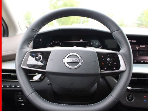 New 2025 Nissan Murano Platinum w/ Cargo Package image 22