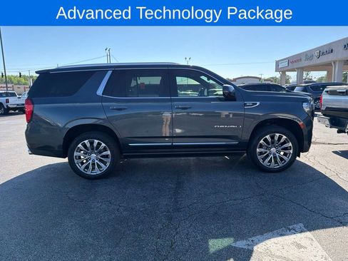 Used 2021 GMC Yukon Denali w/ Denali Ultimate Package AWD/4WD image 4