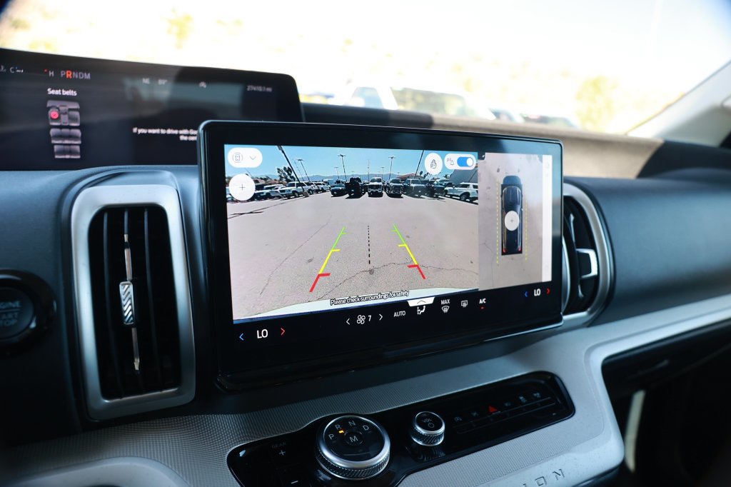 Used 2025 Ford Expedition Active RWD image 27