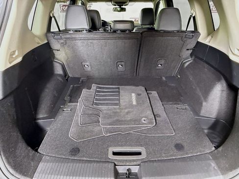 Certified 2023 Nissan Rogue SL FWD image 28