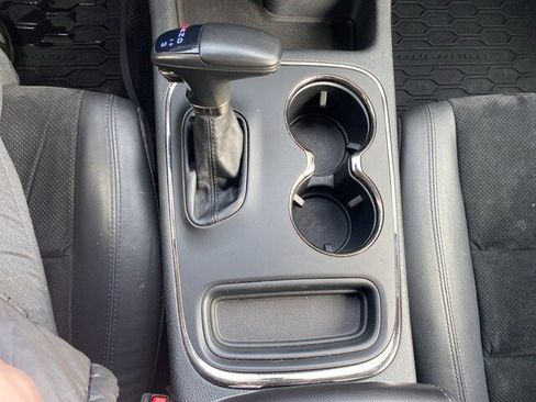 Used 2018 Dodge Durango GT image 31