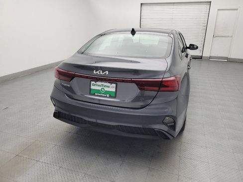 Used 2024 Kia Forte LXS FWD image 7