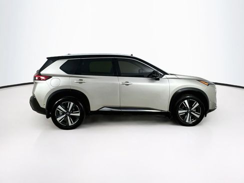 Used 2023 Nissan Rogue SL w/ SL Premium Package FWD image 9