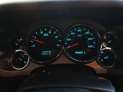 Used 2008 Chevrolet Silverado 3500 LT w/ EZ-Lift Tailgate Package image 19