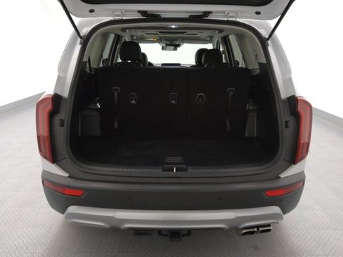 Used 2020 Kia Telluride S FWD image 29