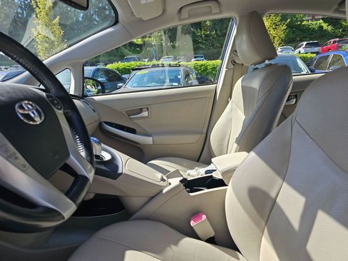 Used 2010 Toyota Prius Five FWD image 23