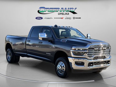 New 2026 RAM 3500 Laramie w/ Towing Technology Group AWD/4WD image 1