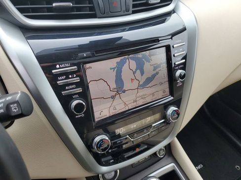 Used 2021 Nissan Murano Platinum image 15