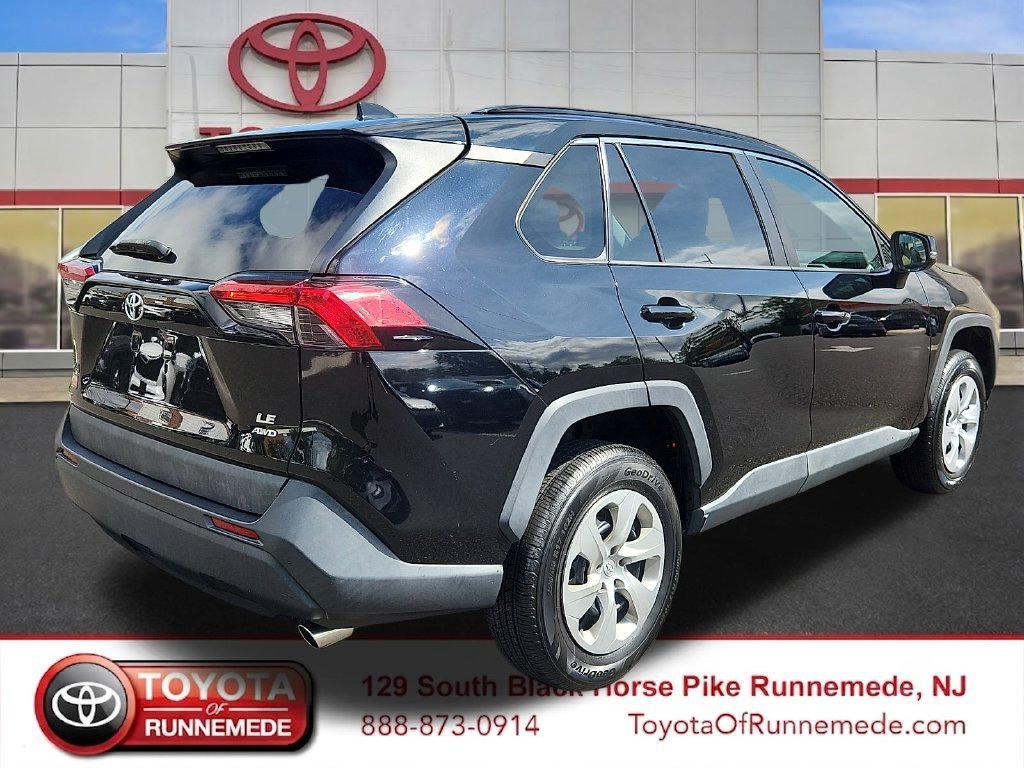 Used 2019 Toyota RAV4 LE w/ All Weather Liner Package AWD/4WD image 6