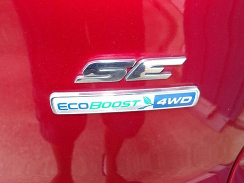 Used 2016 Ford Escape SE AWD/4WD image 35