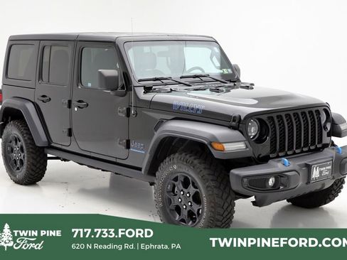 Used 2023 Jeep Wrangler Unlimited image 1
