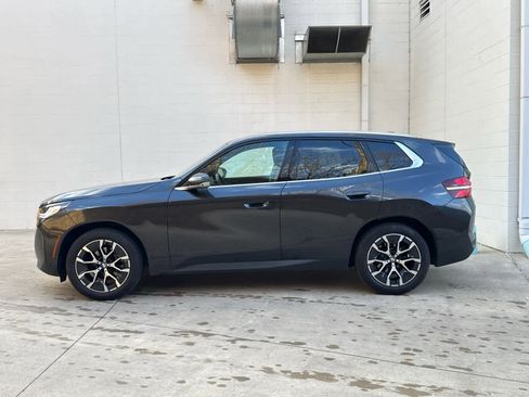 Certified 2025 BMW X3 xDrive30i image 5