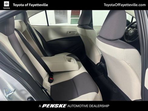 Used 2026 Toyota Corolla LE FWD image 11