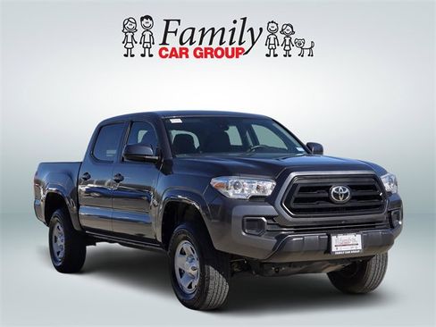 Used 2022 Toyota Tacoma SR image 2