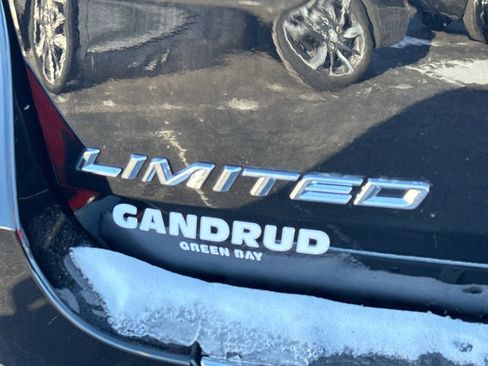 Used 2022 Ford Explorer Limited w/ Hybrid Equipment Group 310A image 8