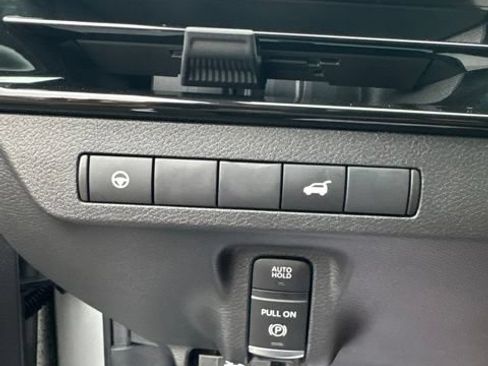 Certified 2025 Nissan Murano SV AWD/4WD image 33