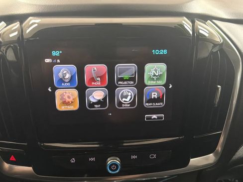 Used 2018 Chevrolet Traverse LT FWD image 13