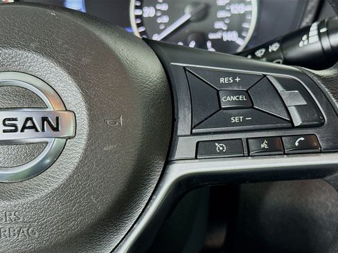 Used 2020 Nissan Altima 2.5 S FWD image 13