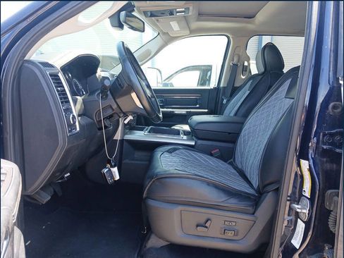 Used 2014 RAM 2500 Laramie w/ Convenience Group AWD/4WD image 7