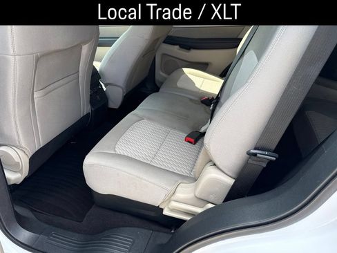 Used 2018 Ford Explorer FWD image 13