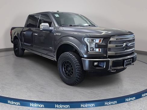 Used 2016 Ford F150 Platinum w/ Equipment Group 701A Luxury AWD/4WD image 4