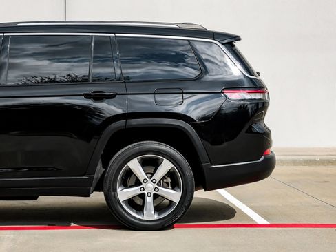 Used 2021 Jeep Grand Cherokee L Limited w/ Trailer Tow Group (B) image 9