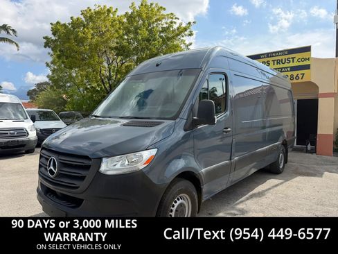 Used 2019 Mercedes-Benz Sprinter 170 image 1