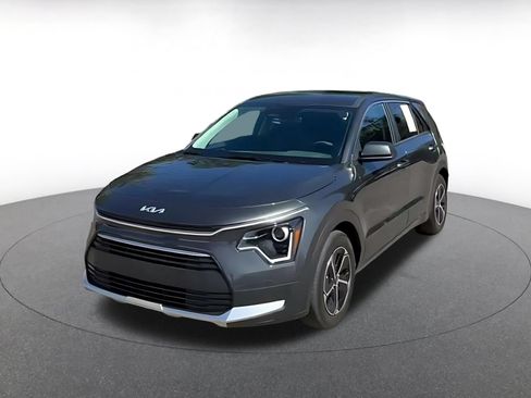 Used 2026 Kia Niro LX FWD image 6
