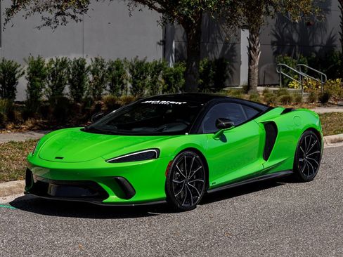 Used 2025 McLaren GTS RWD image 21