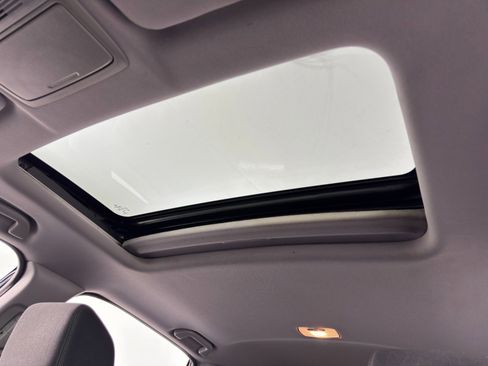 Used 2022 Honda CR-V EX image 11