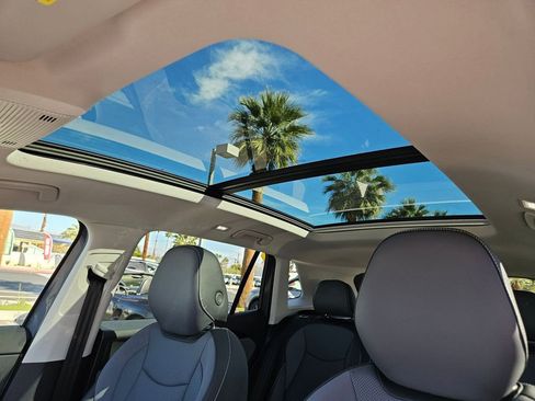 New 2026 Volkswagen Tiguan SE FWD image 14