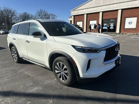 Used 2023 INFINITI QX60 Pure image 11