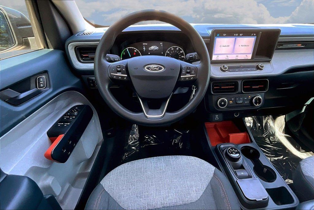 Certified 2024 Ford Maverick XLT FWD image 11