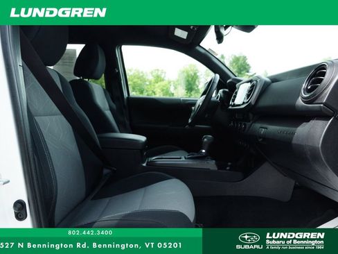 Used 2023 Toyota Tacoma TRD Sport w/ Advanced Technology Package AWD/4WD image 9