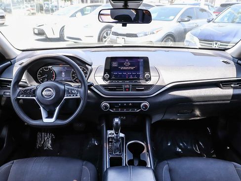 Used 2021 Nissan Altima 2.5 SV FWD image 16