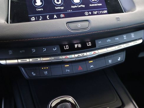 Used 2021 Cadillac XT4 Sport FWD image 27