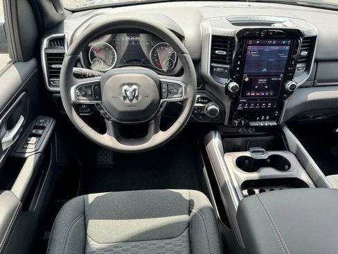 New 2026 RAM 1500 4x4 Crew Cab image 17