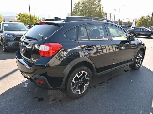 Used 2016 Subaru Crosstrek 2.0i Limited image 8