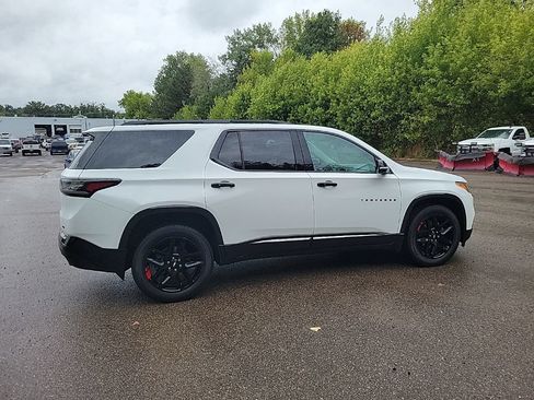 Used 2018 Chevrolet Traverse Premier w/ Redline Edition AWD/4WD image 9