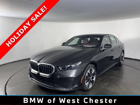 Certified 2024 BMW 540i xDrive w/ Premium Package image 1